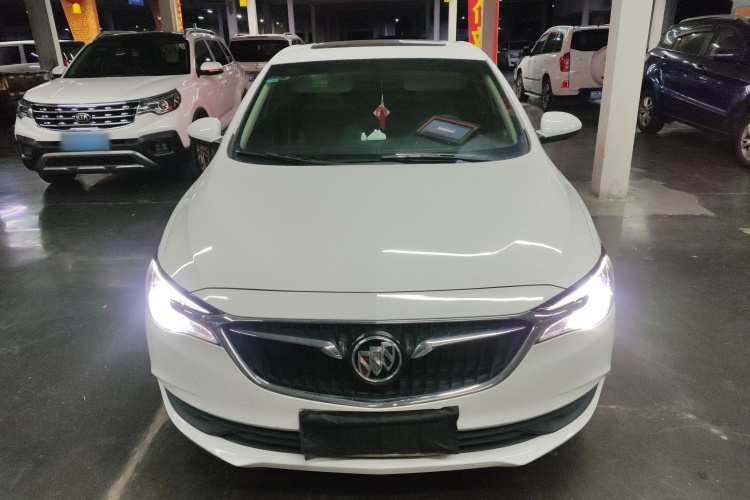 别克 英朗 2021款 典范 1.5L 自动精英型车身外观2