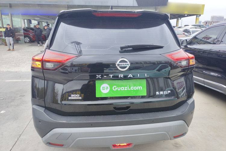 日产 奇骏 2021款 VC-Turbo 300 CVT 2WD豪华版车身外观6