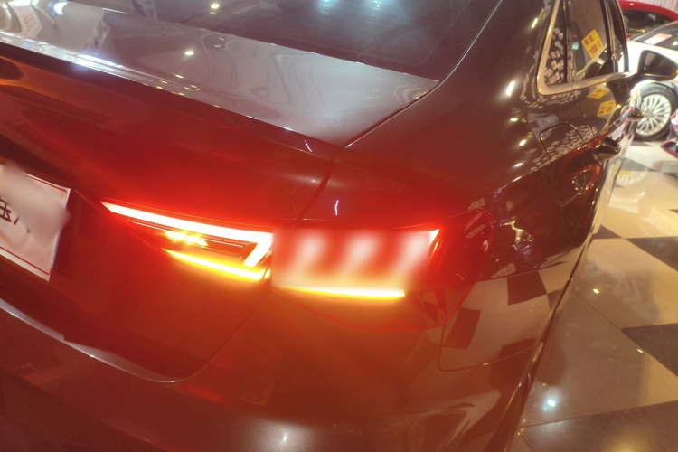 奥迪A3 2021款 A3L Limousine 35 TFSI 进取运动型车身外观6006