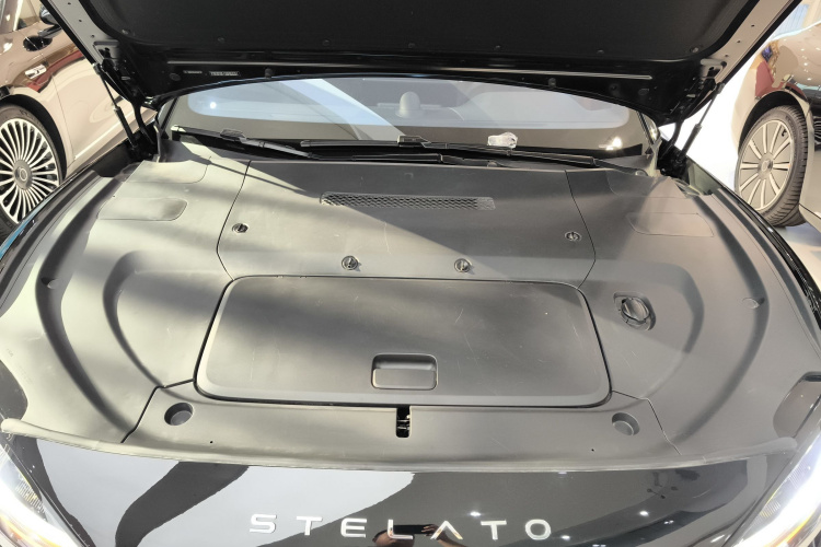 鸿蒙智行 享界S9 2024款 纯电 Ultra 四驱旗舰版机舱底盘24