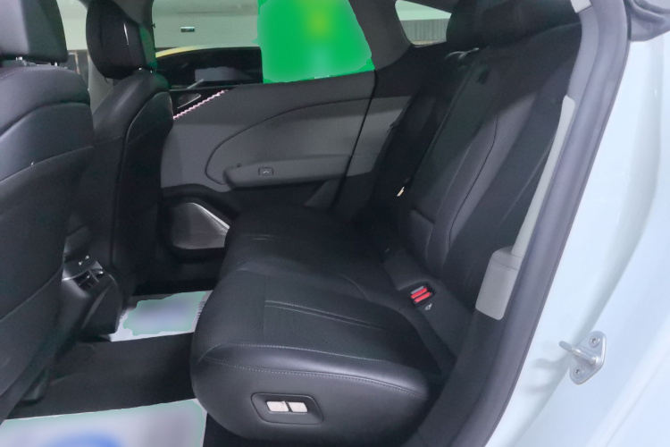 极氪007 2024款 后驱增强版 100kWh中控内饰21