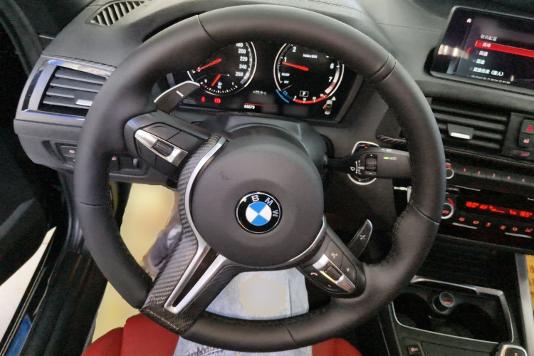 宝马2系(进口) 2019款 225i 敞篷轿跑车 尊享型 M运动套装局部细节13