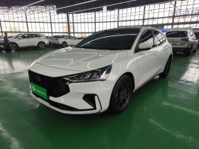 福特 福克斯 2022款 两厢 EcoBoost 180 自动竞速版