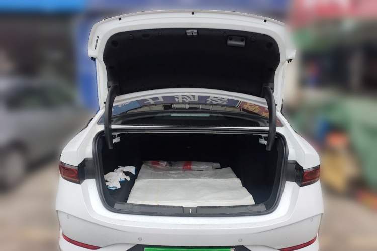 比亚迪 秦PLUS 2025款 DM-i 智驾版 55KM领先型中控内饰23