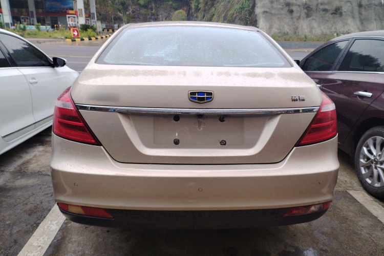 吉利汽车 帝豪 2017款 三厢百万款 1.5L CVT向上版车身外观6