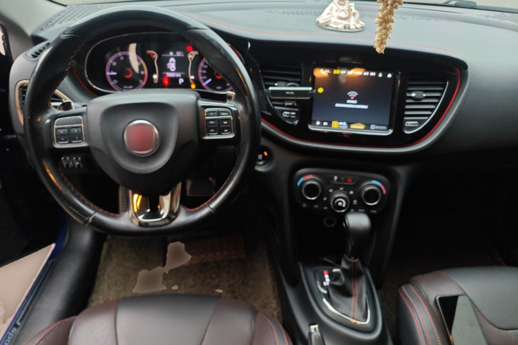 菲亚特 致悦 2014款 1.4T 自动运动版中控内饰12