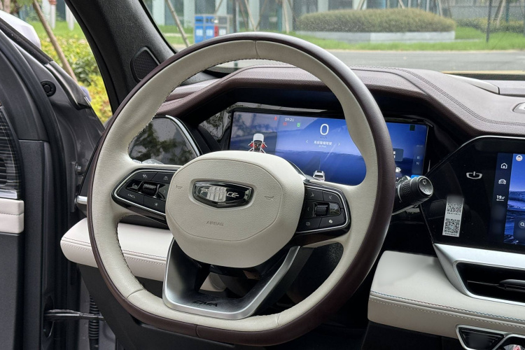 吉利汽车 星越L 2021款 2.0TD DCT EVO两驱尊贵型局部细节13