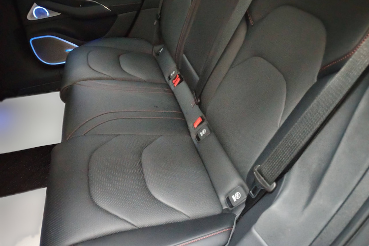 小米汽车 小米SU7 2024款 四驱超长续航高阶智驾Max版中控内饰7004