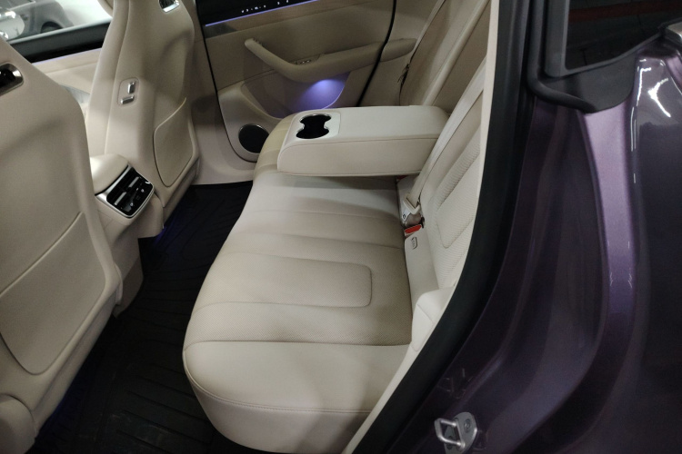 鸿蒙智行 智界R7 2024款 纯电 667km Max中控内饰21