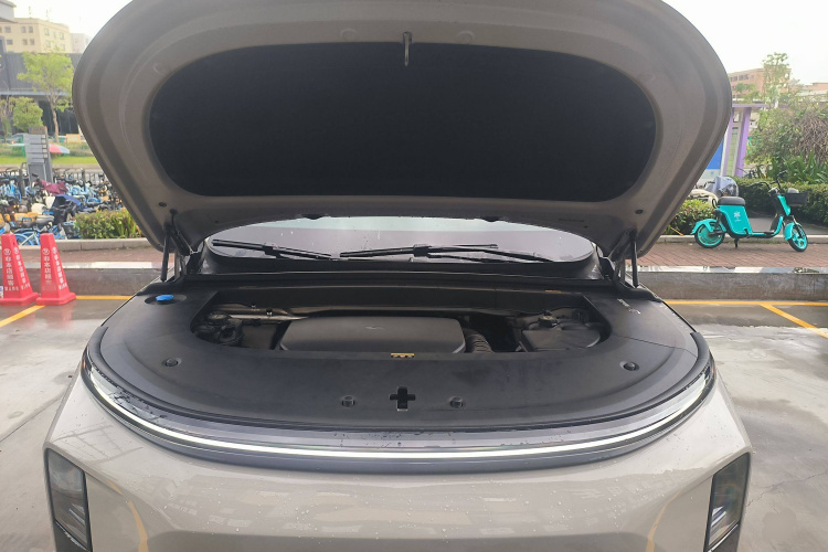 理想汽车 理想L6 2024款 Max机舱底盘24