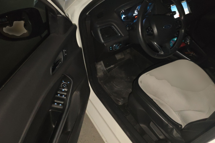 福特 福睿斯 2019款 改款 1.5L 自动悦享型 国VI中控内饰20