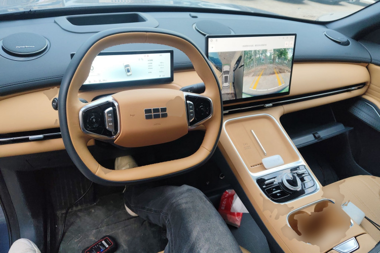 吉利银河 银河星舰7 EM-i 2025款 120km 领航版中控内饰12