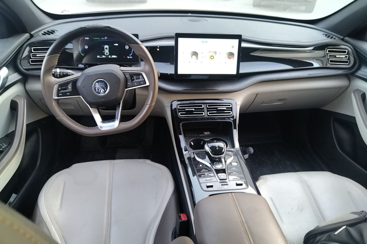 比亚迪 秦PLUS 2023款 冠军版 DM-i 55KM领先型中控内饰12