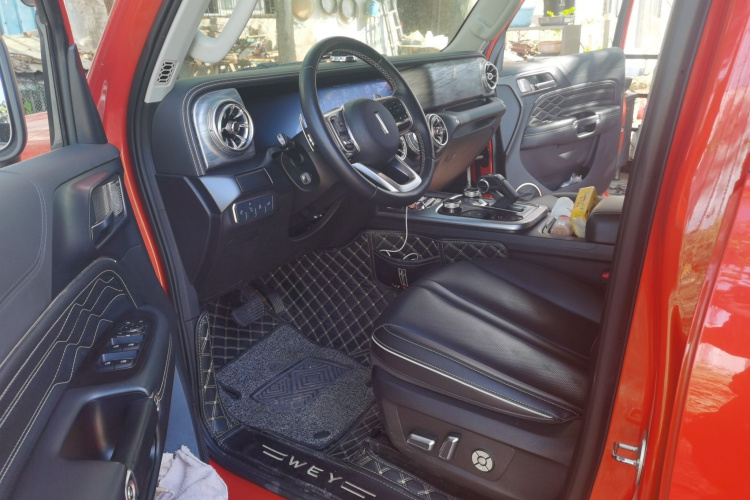 坦克300 2021款 越野版 2.0T 征服者中控内饰7003