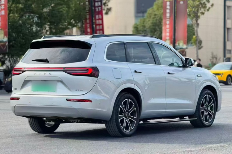 鸿蒙智行 问界M7 2024款 1.5T 智驾四驱Pro版 6座车身外观6004