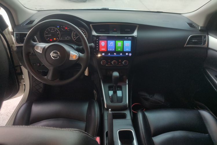 日产 轩逸 2024款 经典 1.6XE CVT舒适版中控内饰12