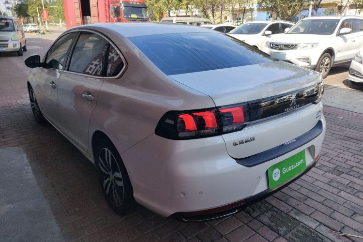 标致308 2016款 350THP 自动尊贵版车身外观4