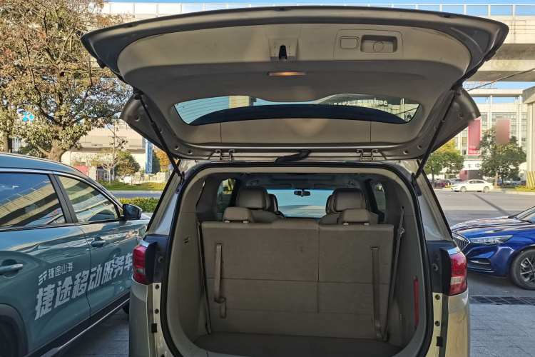 别克GL8 2017款 ES 28T 舒适型 国V局部细节23