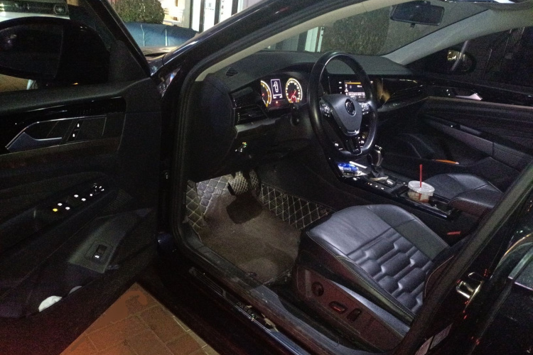 大众 帕萨特 2020款 改款 330TSI 精英版 国VI中控内饰20