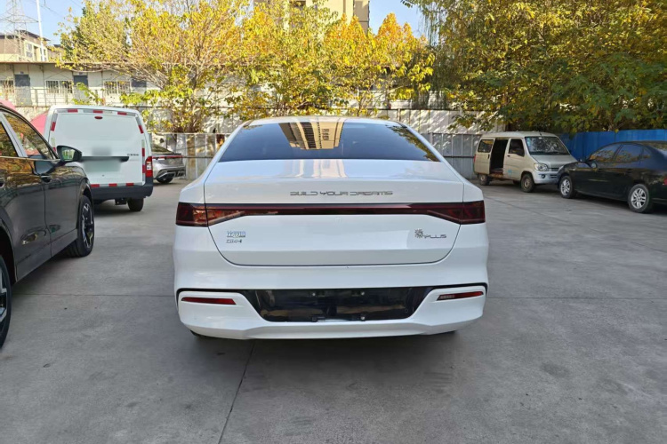 比亚迪 秦PLUS 2021款 DM-i 55KM 旗舰型车身外观6005