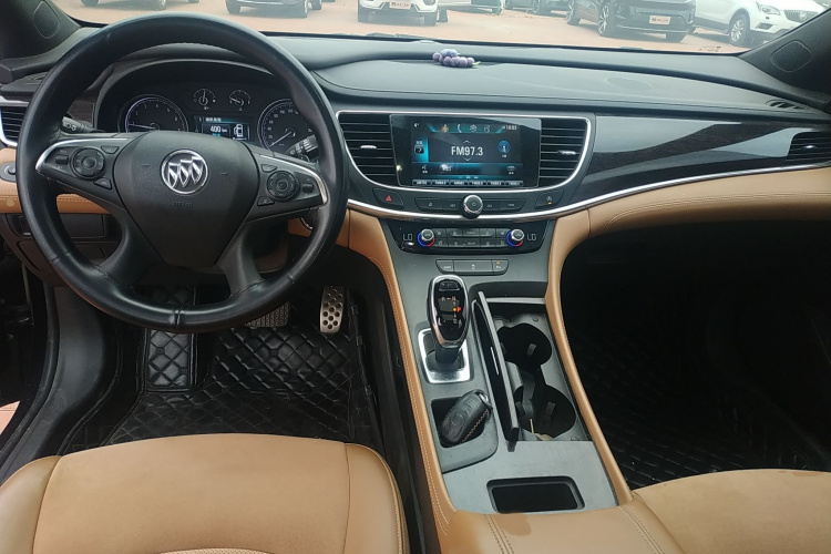 别克 君越 2016款 20T 精英型中控内饰7002