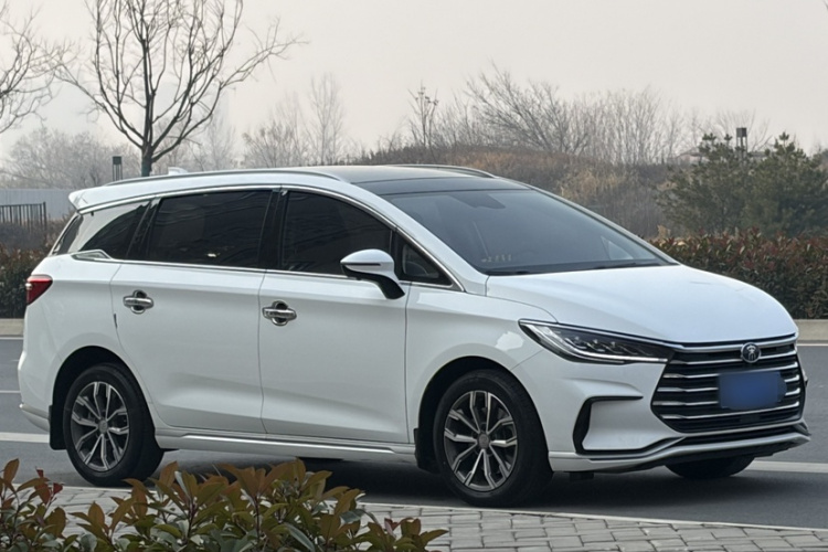 比亚迪 宋MAX 2021款 升级版 1.5T 自动尊贵型 7座车身外观6002