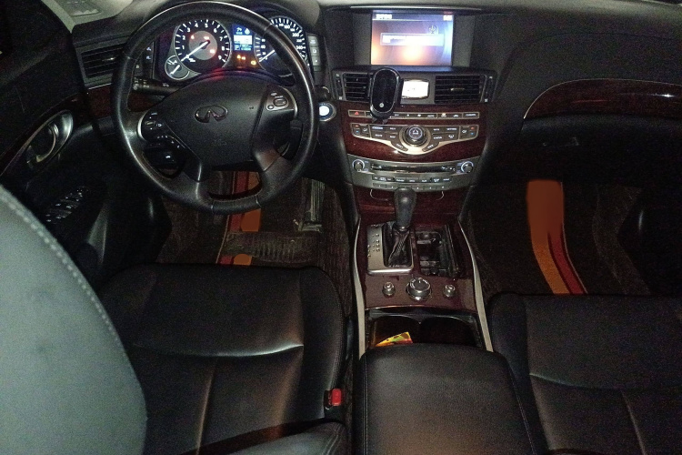 英菲尼迪Q70 2017款 Q70L 2.5L 悦享版中控内饰7002