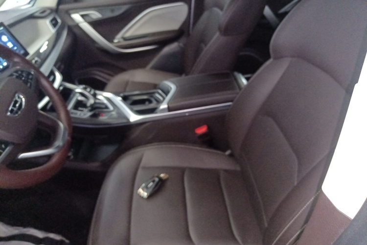 吉利汽车 嘉际 2021款 1.8TD DCT豪华型中控内饰19