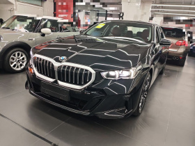 宝马5系 2026款 530Li 领先型 M运动套装