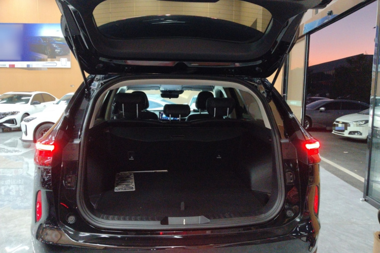 哈弗H6 2022款 第三代 1.5T 自动两驱Max机舱底盘23