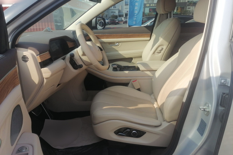 鸿蒙智行 问界M7 2024款 1.5T 后驱Plus版 5座局部细节19