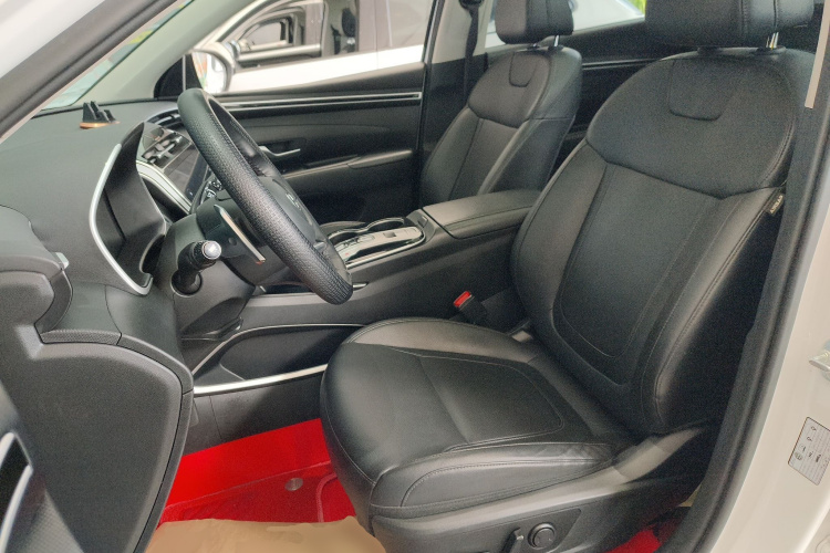 现代 2023款 途胜L 1.5T 自动两驱DLX豪华版局部细节19