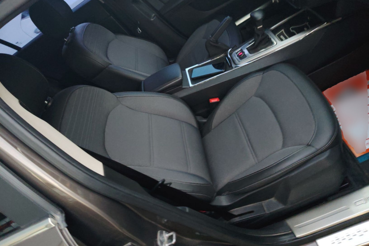 观致3 2016款 都市SUV 1.6T 自动致悦型局部细节41