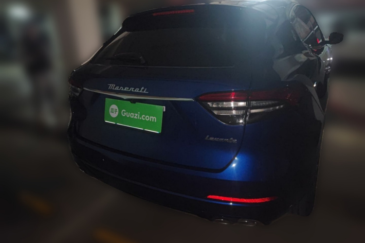 玛莎拉蒂 Levante 2022款 2.0T GT锋芒版车身外观6