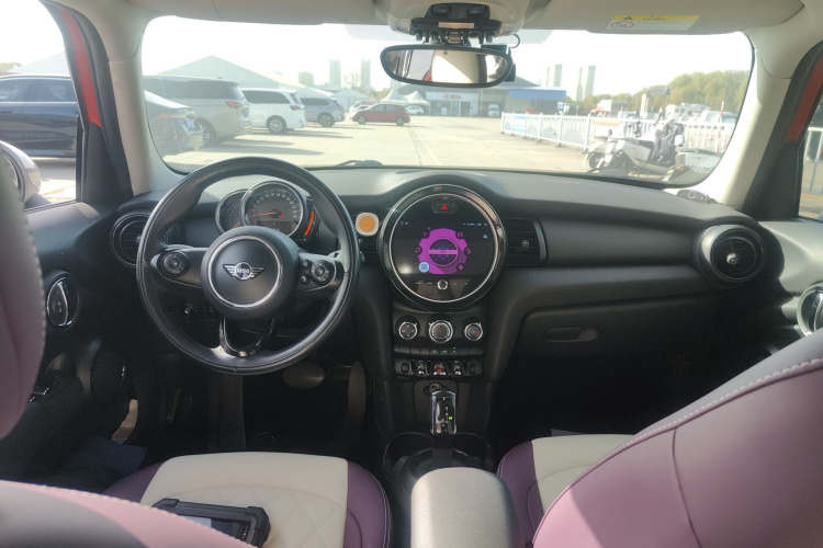 MINI 2018款 1.5T ONE 五门版中控内饰7002