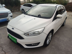 福特 福克斯 2018款 两厢经典 1.6L 自动风尚型智行版