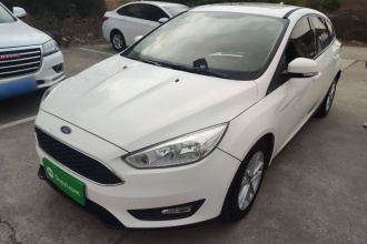 福特 福克斯 2018款 两厢经典 1.6L 自动风尚型智行版