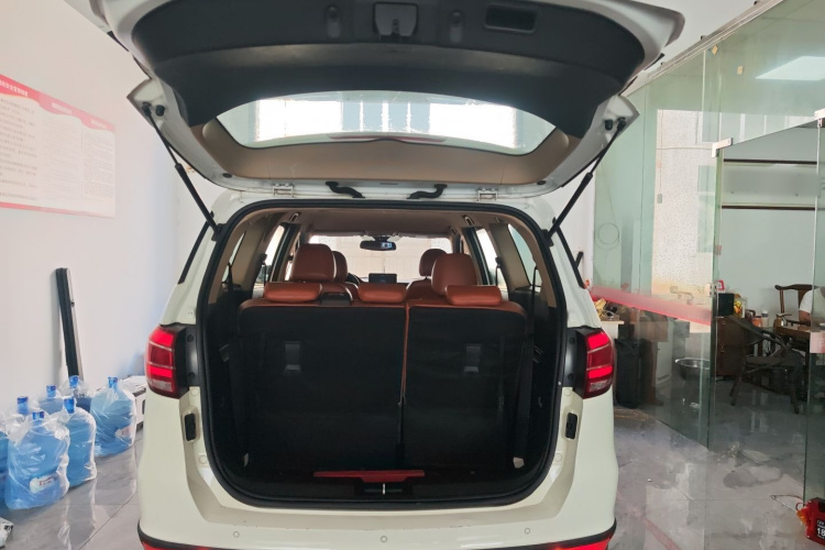 北汽威旺M50F 2017款 1.5L 舒适型局部细节23