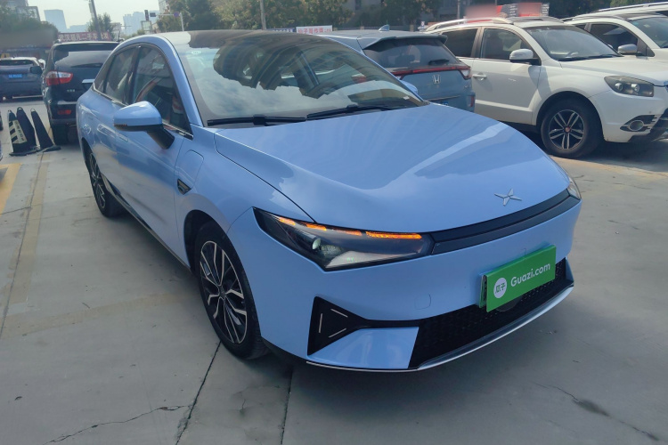 小鹏P5 2021款 460G+车身外观3