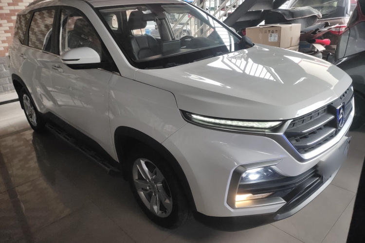 宝骏530 2019款 1.5T CVT豪华型 国V车身外观3