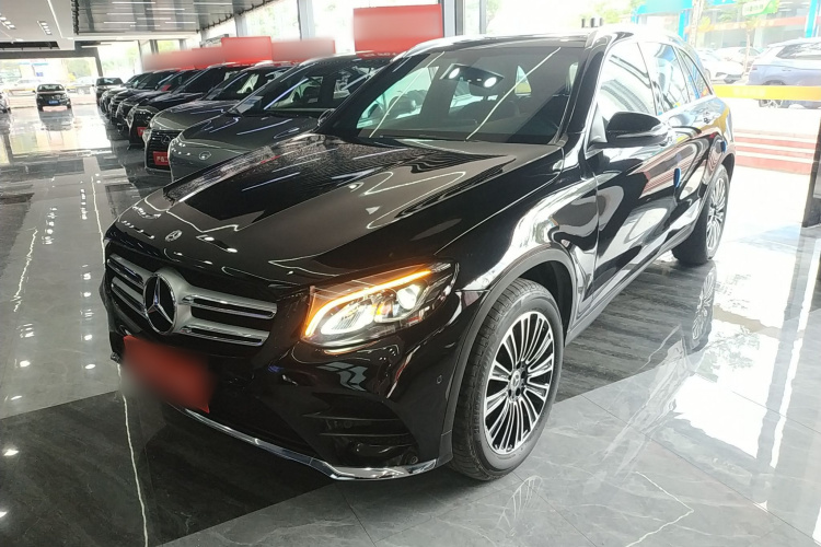 奔驰GLC 2019款 GLC 260 L 4MATIC 动感型车身外观1