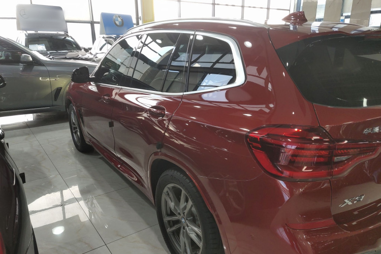 宝马X3 2020款  xDrive28i M运动套装车身外观4