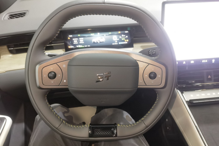 捷途山海L6 2024款 1.5TD DHT MAX中控内饰13