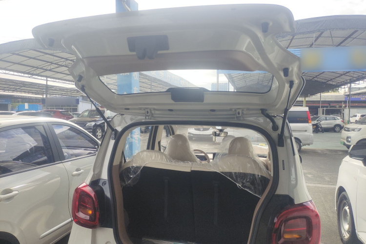 五菱汽车 宏光MINIEV 2025款 四门版 臻享+款局部细节23