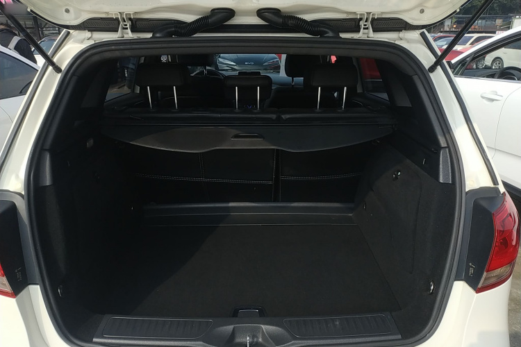 奔驰B级 2015款 B 200 动感型机舱底盘23