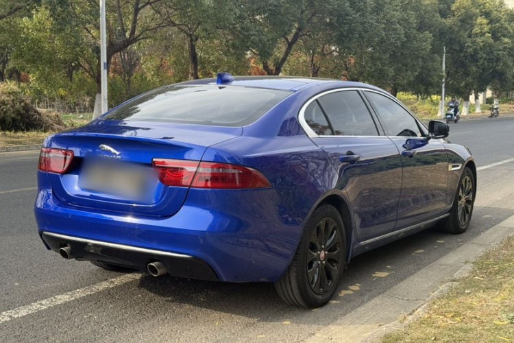捷豹XEL 2018款 2.0T 200PS 精英版车身外观6004