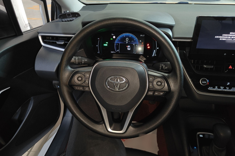 丰田 卡罗拉 2023款 1.8L 智能电混双擎 精英版局部细节13