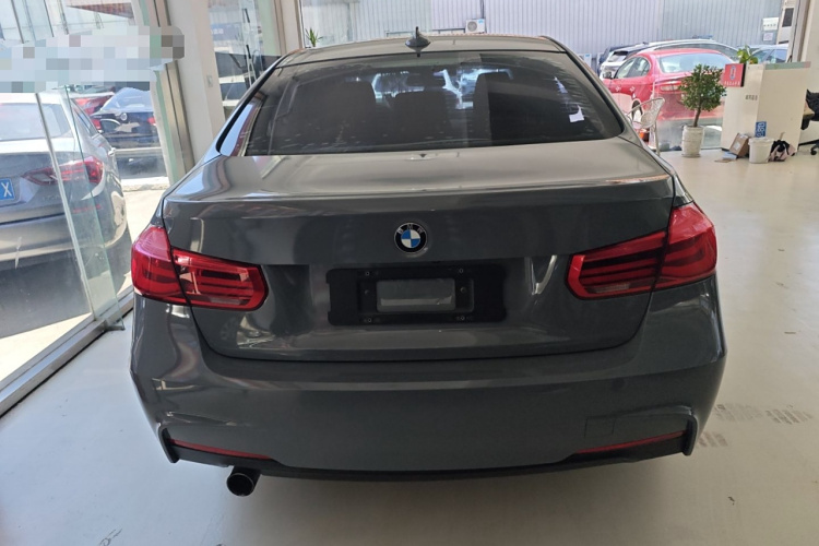 宝马3系 2016款 320Li 进取型车身外观6