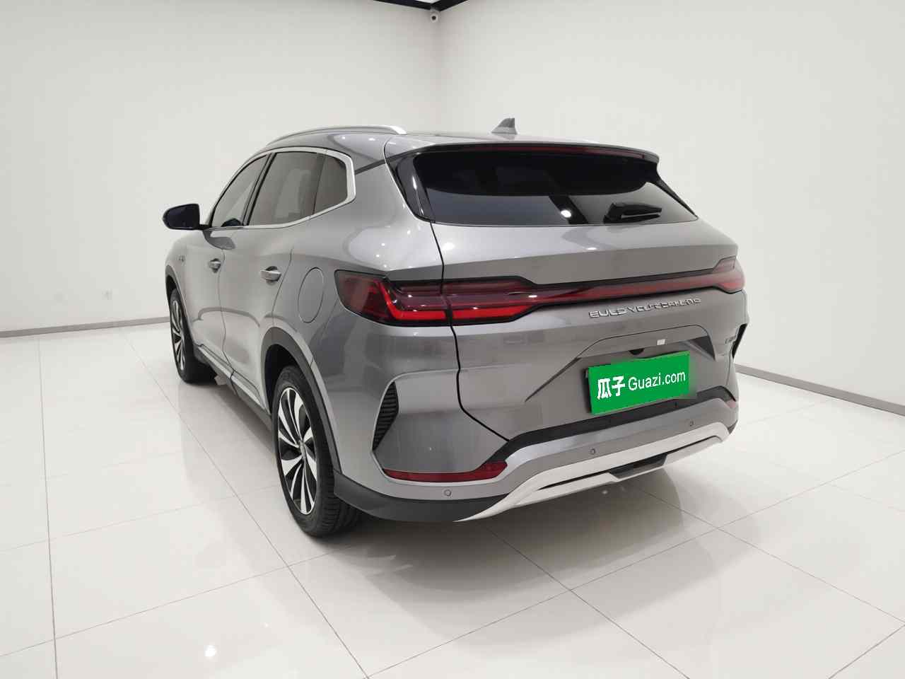 比亚迪 宋PLUS新能源 2023款 冠军版 DM-i 110KM 旗舰型(3)