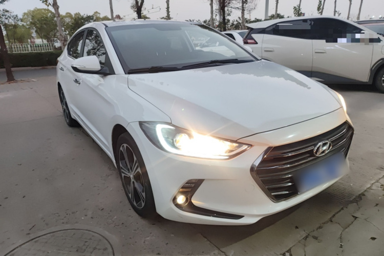 现代 领动 2018款 1.4T 双离合炫动·活力型车身外观3